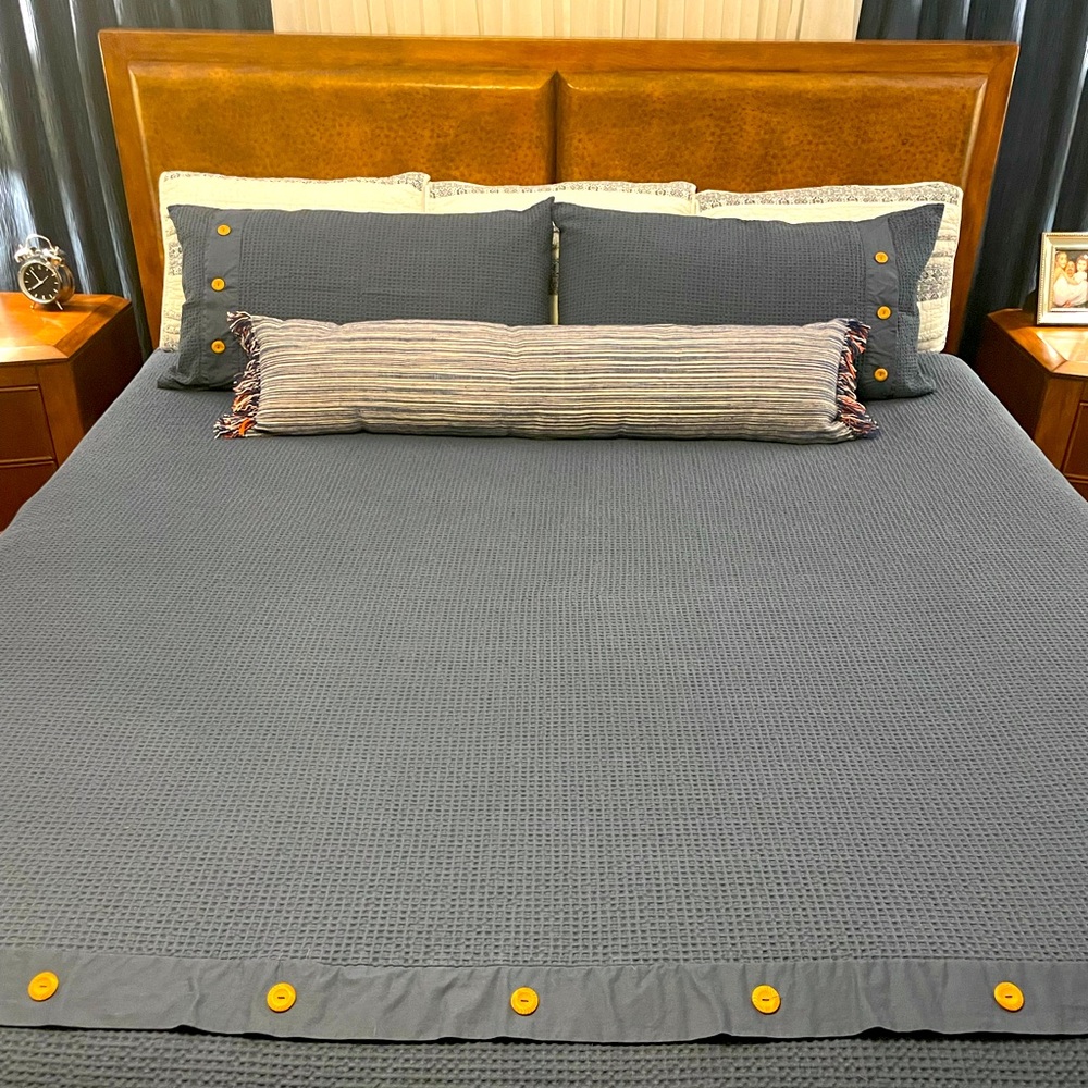 Waffle pattern King duvet and 2 shams